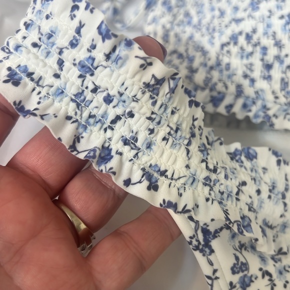 🌸🌸Hollister 🌸🌸 - Picture 5 of 16